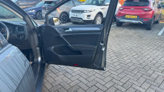 Volkswagen Golf 1.4 TSI SE [Nav] 5dr Petrol Hatchback